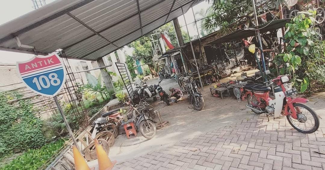 Motor pelanggan sedang diservis